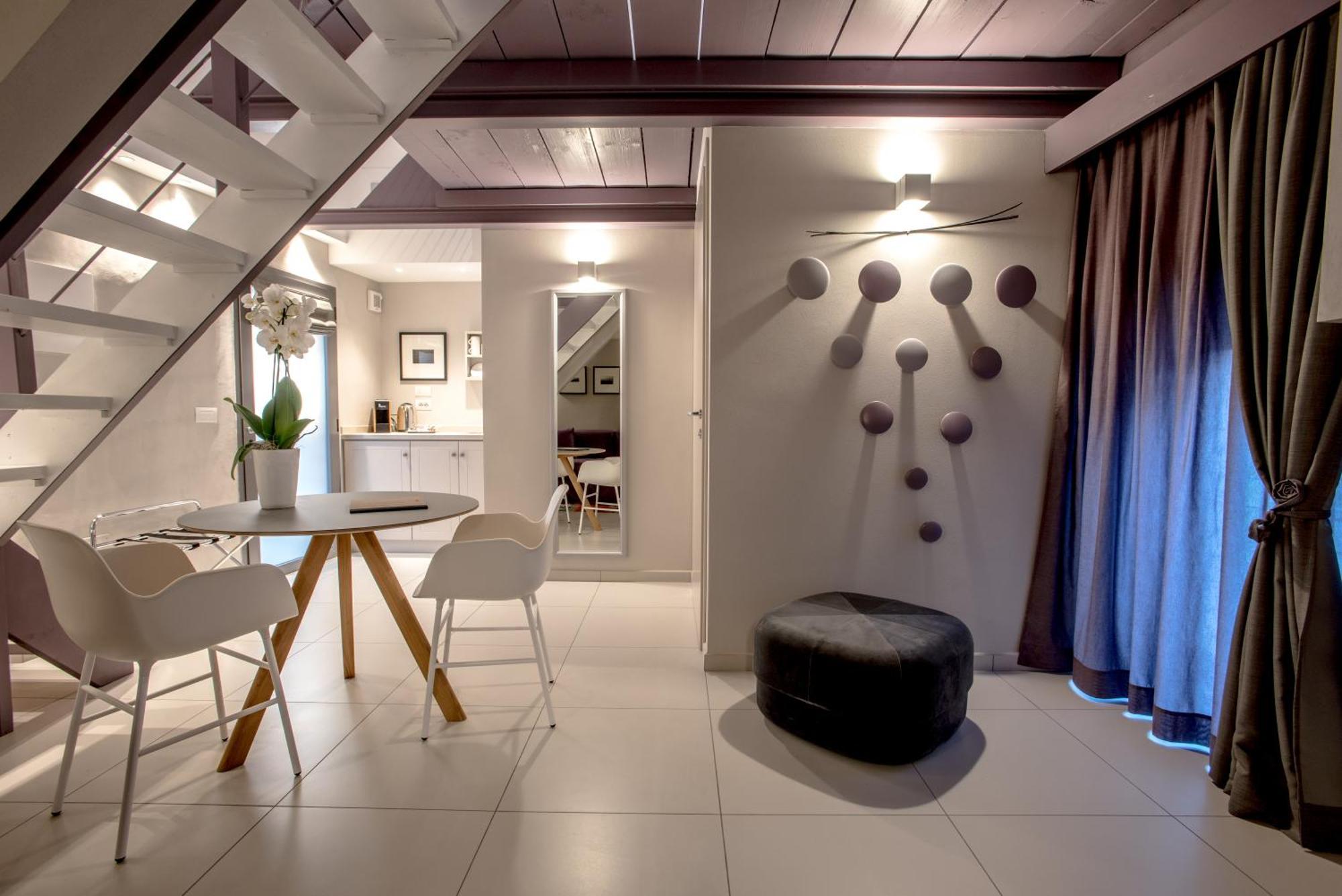 Uve Rooms & Wine Bar La Morra Bagian luar foto