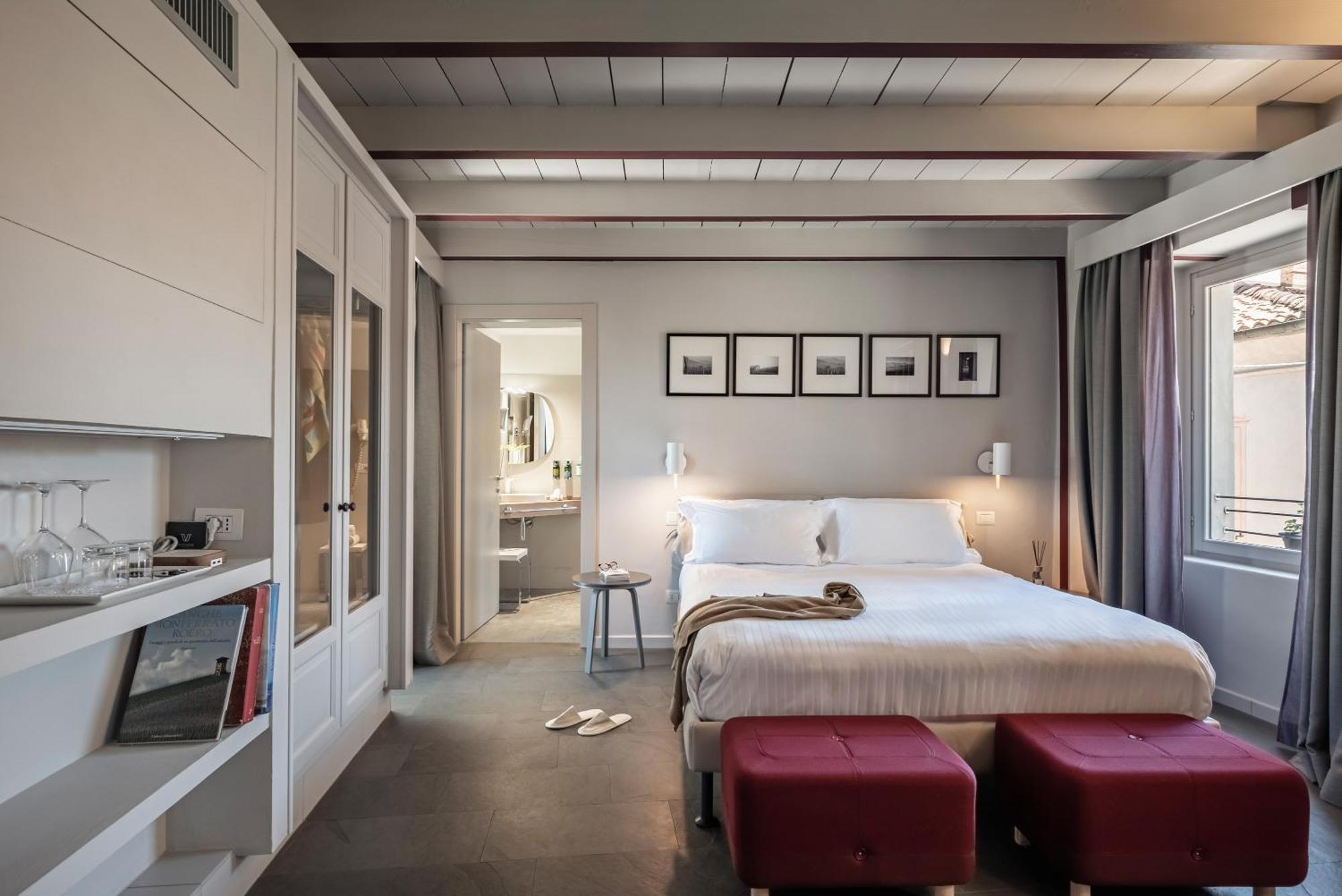 Uve Rooms & Wine Bar La Morra Bagian luar foto