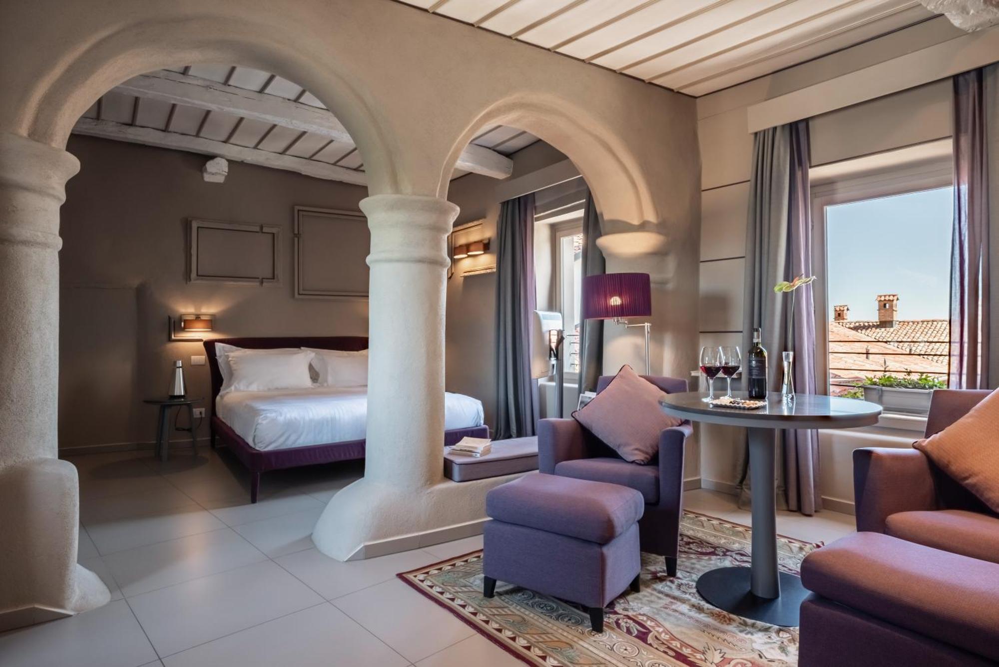 Uve Rooms & Wine Bar La Morra Bagian luar foto