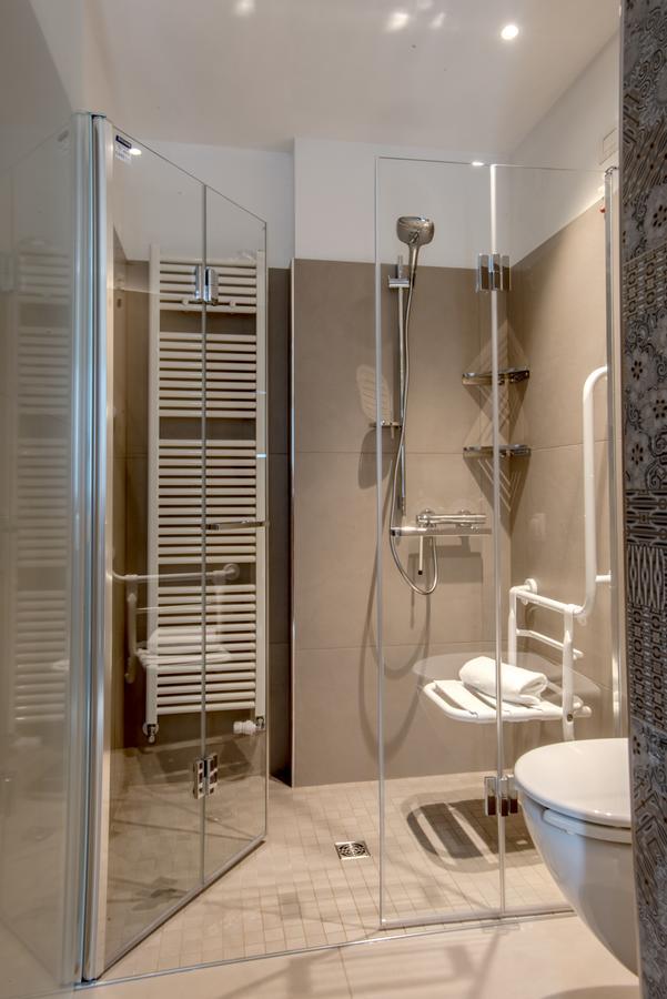 Uve Rooms & Wine Bar La Morra Bagian luar foto