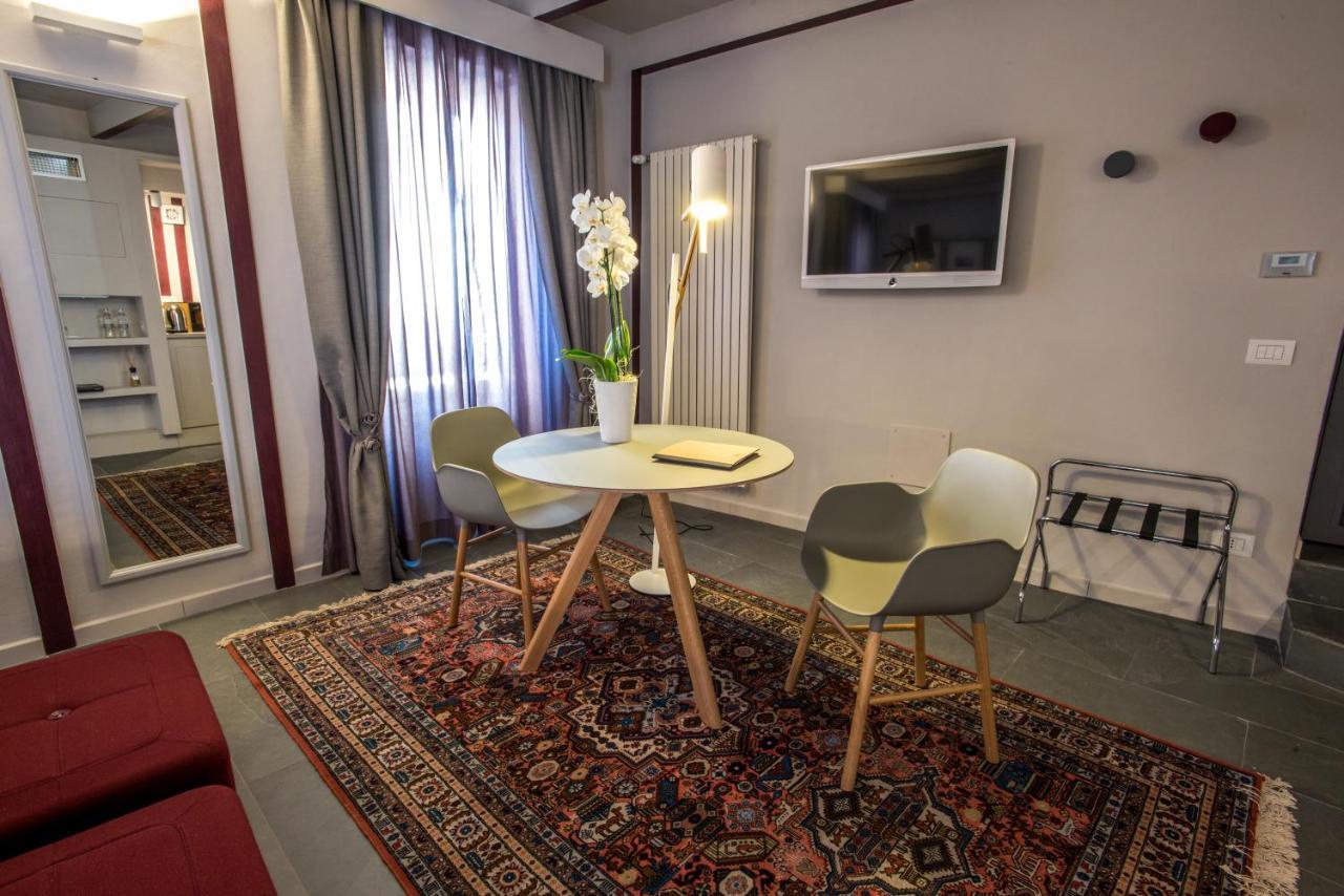 Uve Rooms & Wine Bar La Morra Bagian luar foto