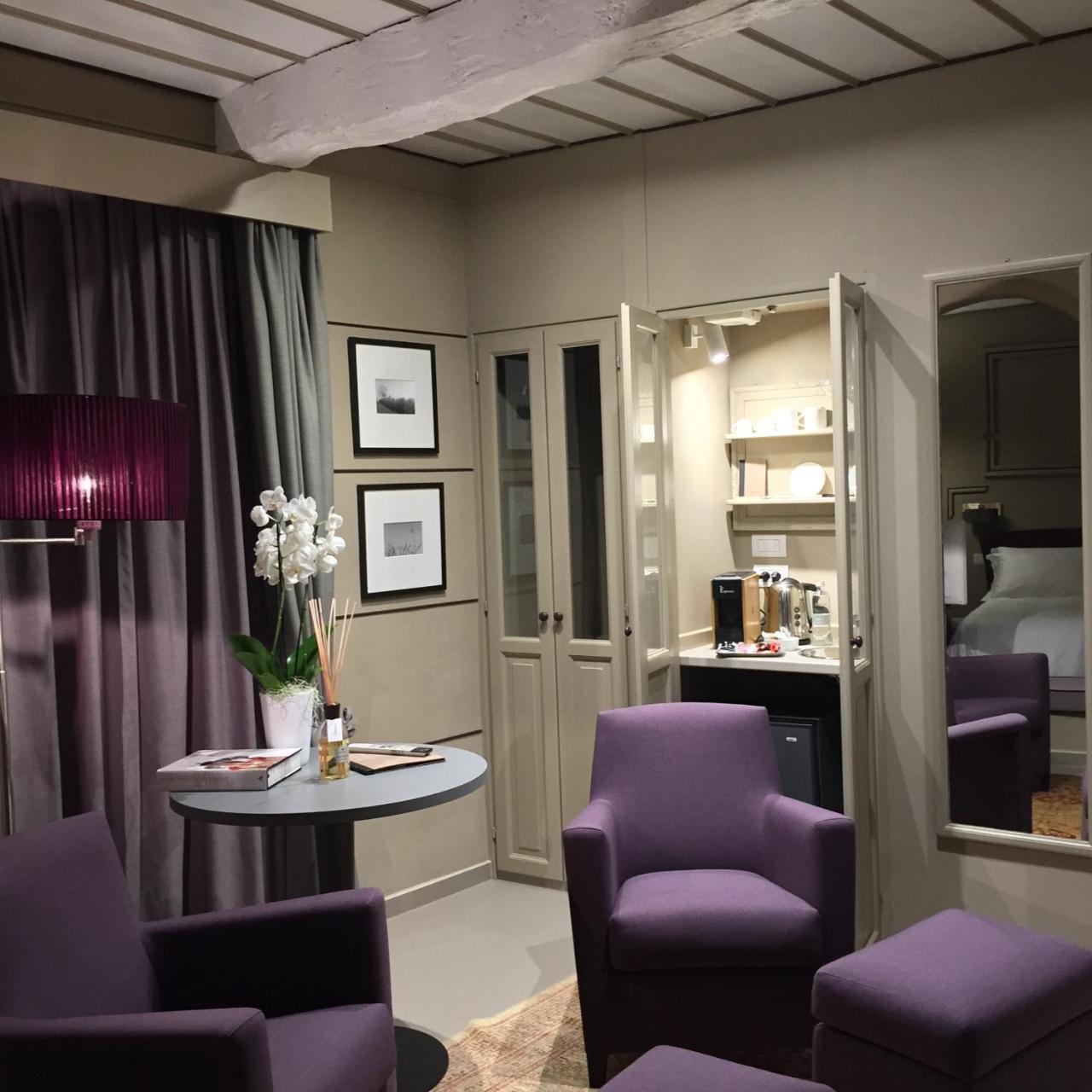 Uve Rooms & Wine Bar La Morra Bagian luar foto